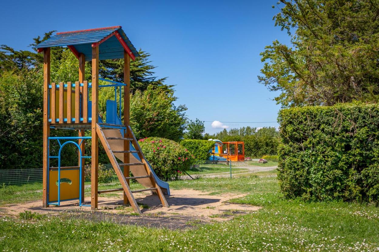 Camping L'Oasis Damgan Exterior photo